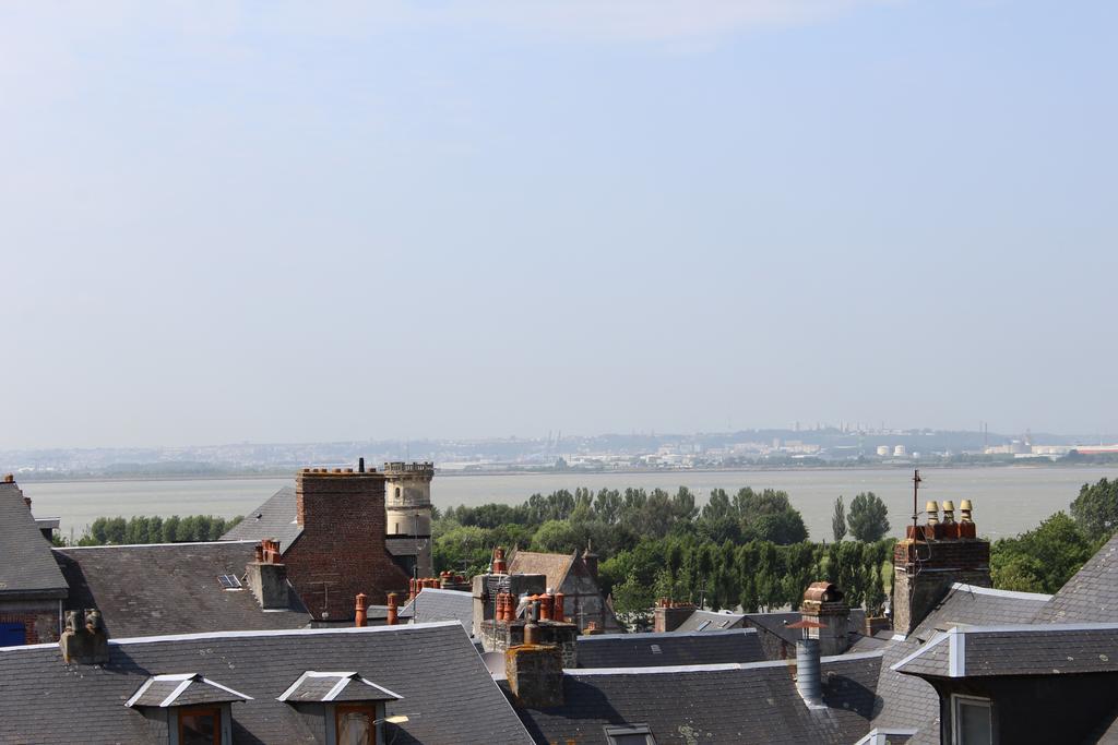 Au Belvedere Leilighet Honfleur Eksteriør bilde